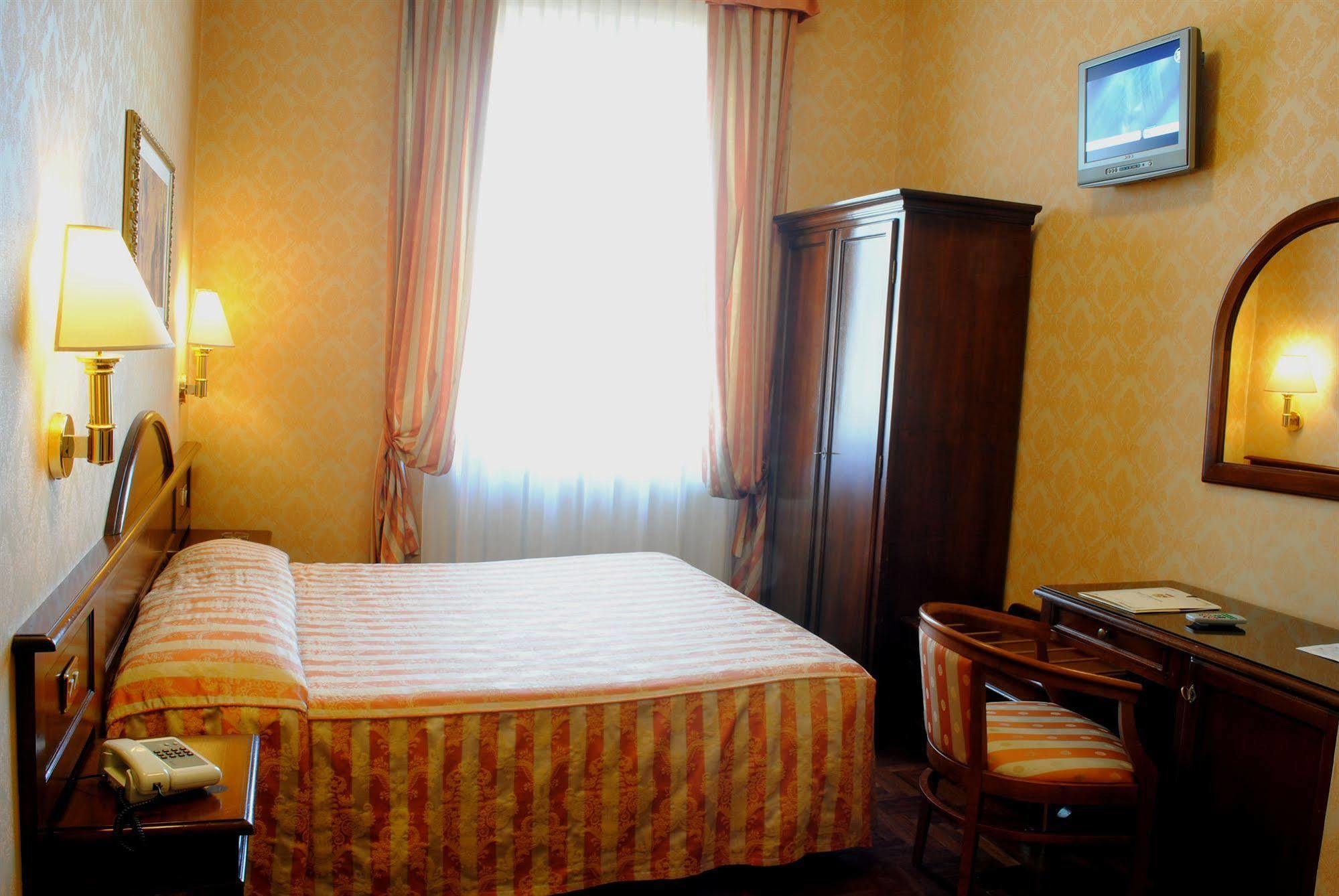 Hotel Boccaccio Florence Ngoại thất bức ảnh