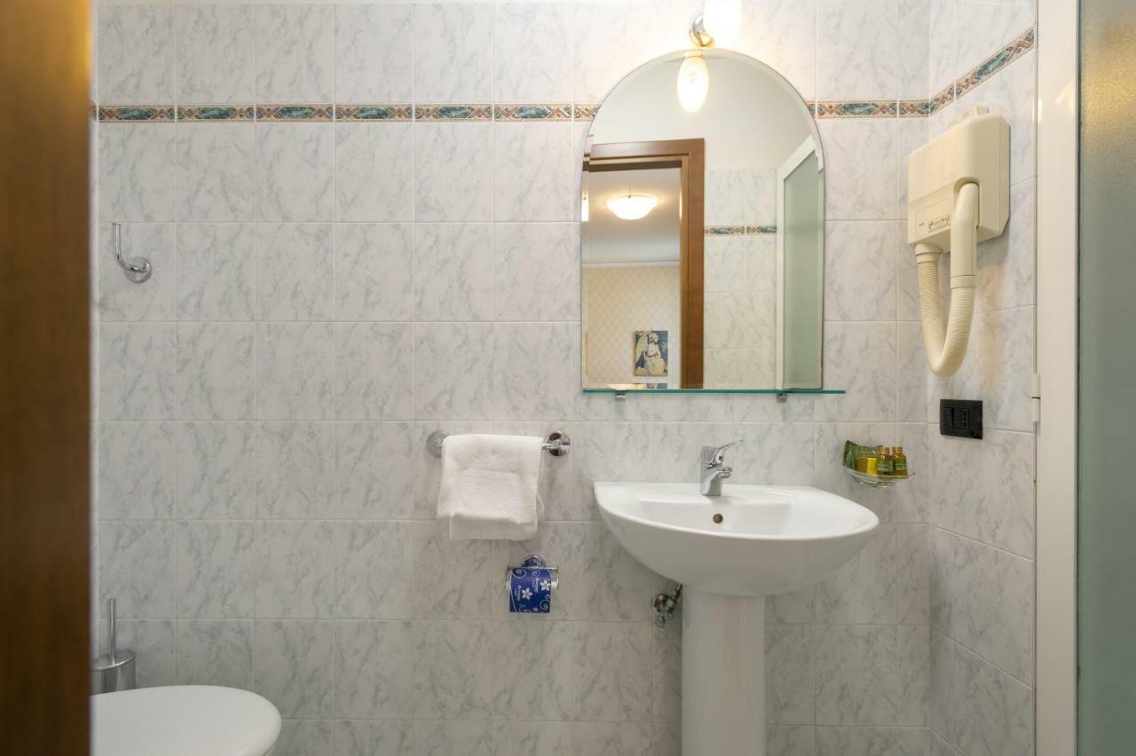 Hotel Boccaccio Florence Ngoại thất bức ảnh